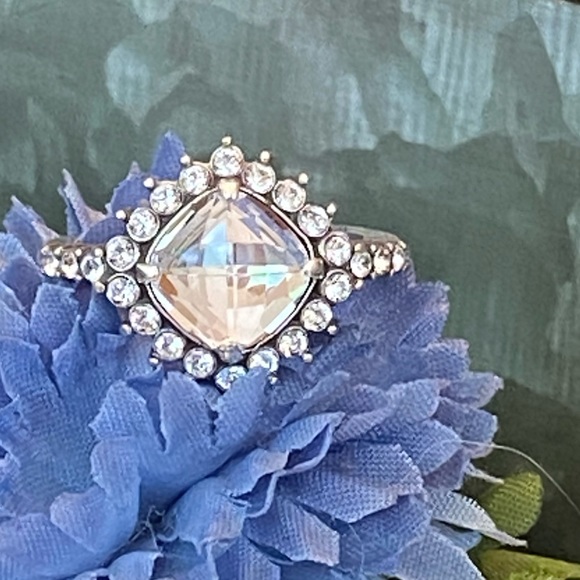 ⭐️SOLD⭐️Brighton “DEMANTUR” Ring ✨💍✨ - Picture 3 of 8